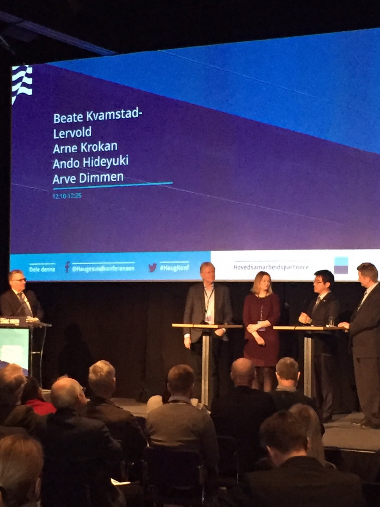 Panel session (Mr. Ando: second from right)